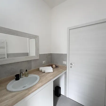 Appartamento Vailati 8 - Ampio Bilocale Con Giardino - Italywego *