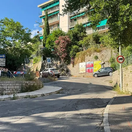 Vailati 8 - Ampio Bilocale Con Giardino - Italywego *