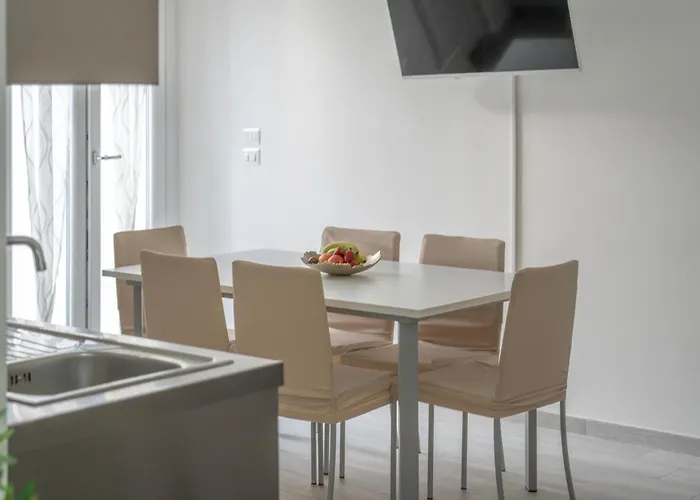 Vailati 8 - Ampio Bilocale & Giardino - Italywego *